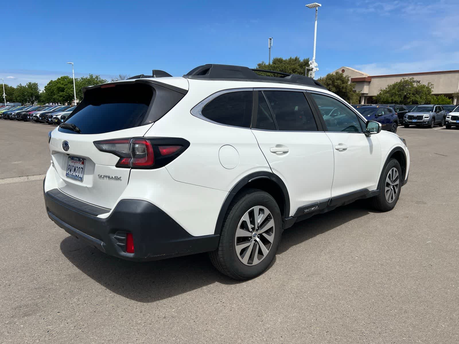 Thumbnail: 2021 Subaru Outback - 9