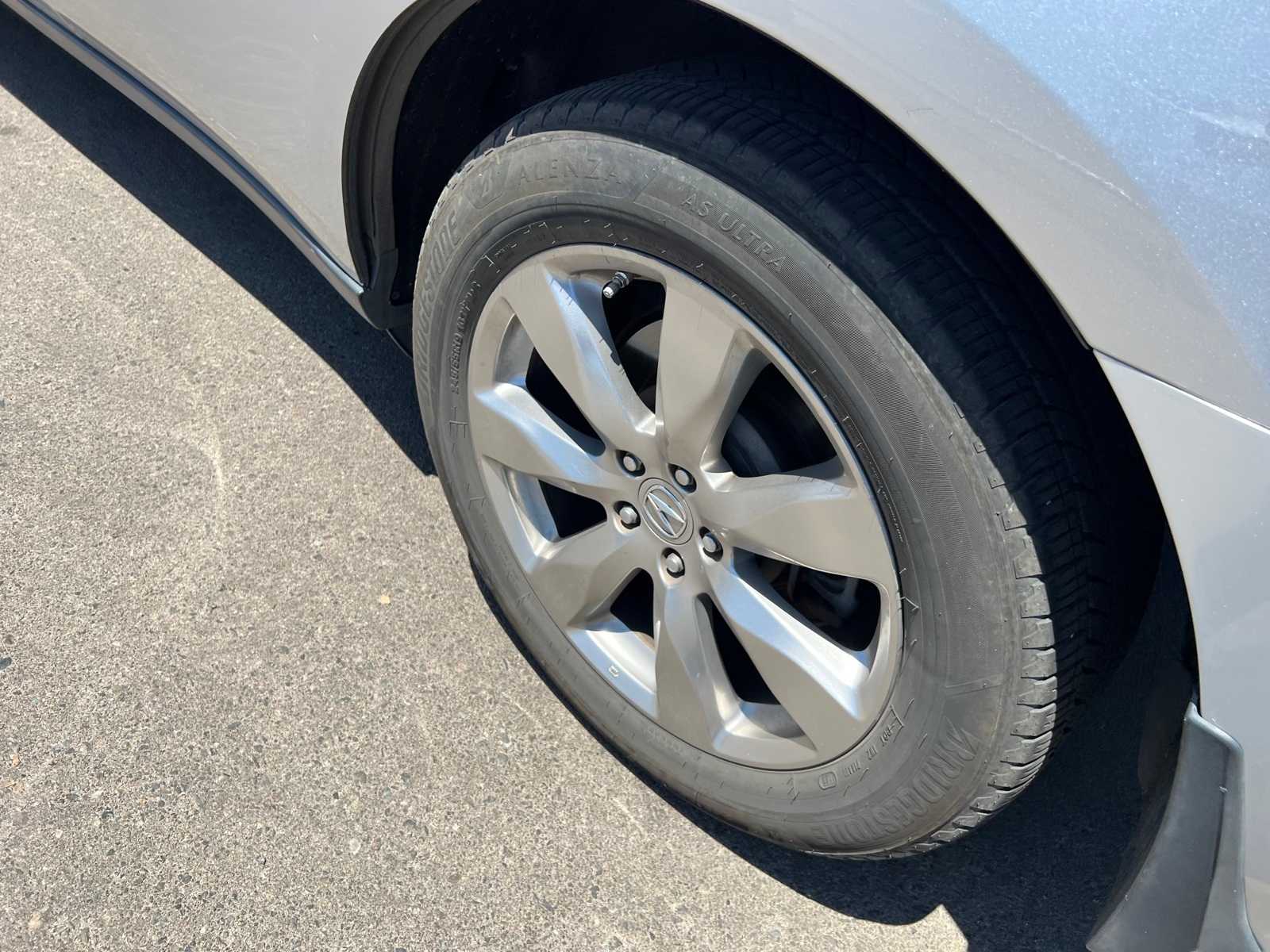 Thumbnail: 2014 Acura MDX - 16