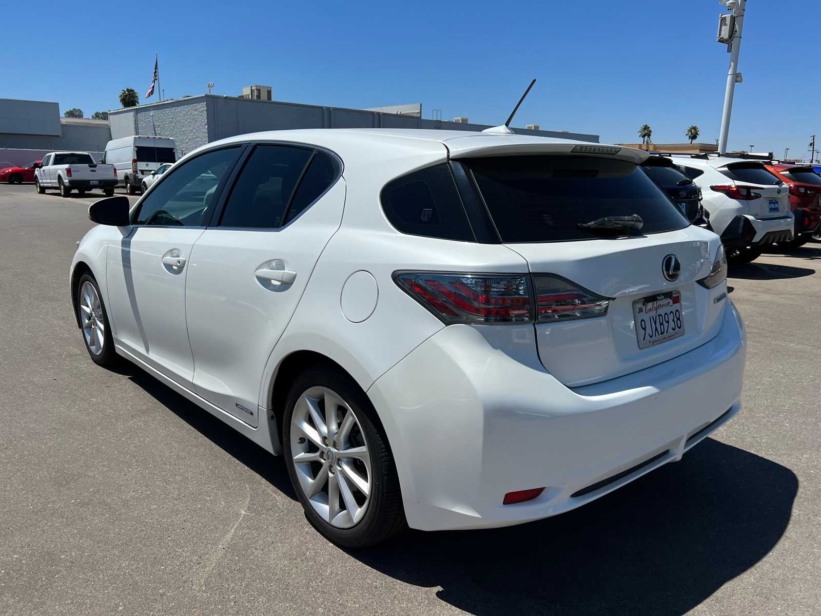 Thumbnail: 2013 Lexus CT - 3