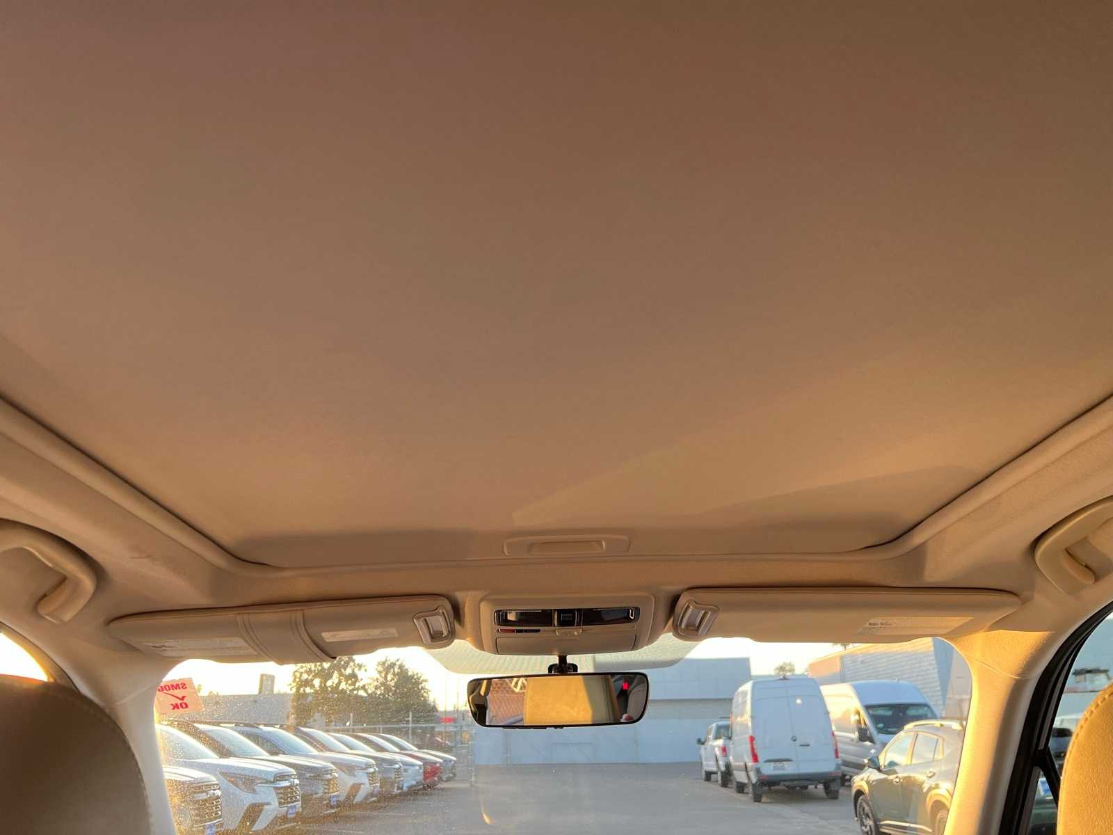 Thumbnail: 2017 Subaru Forester - 31