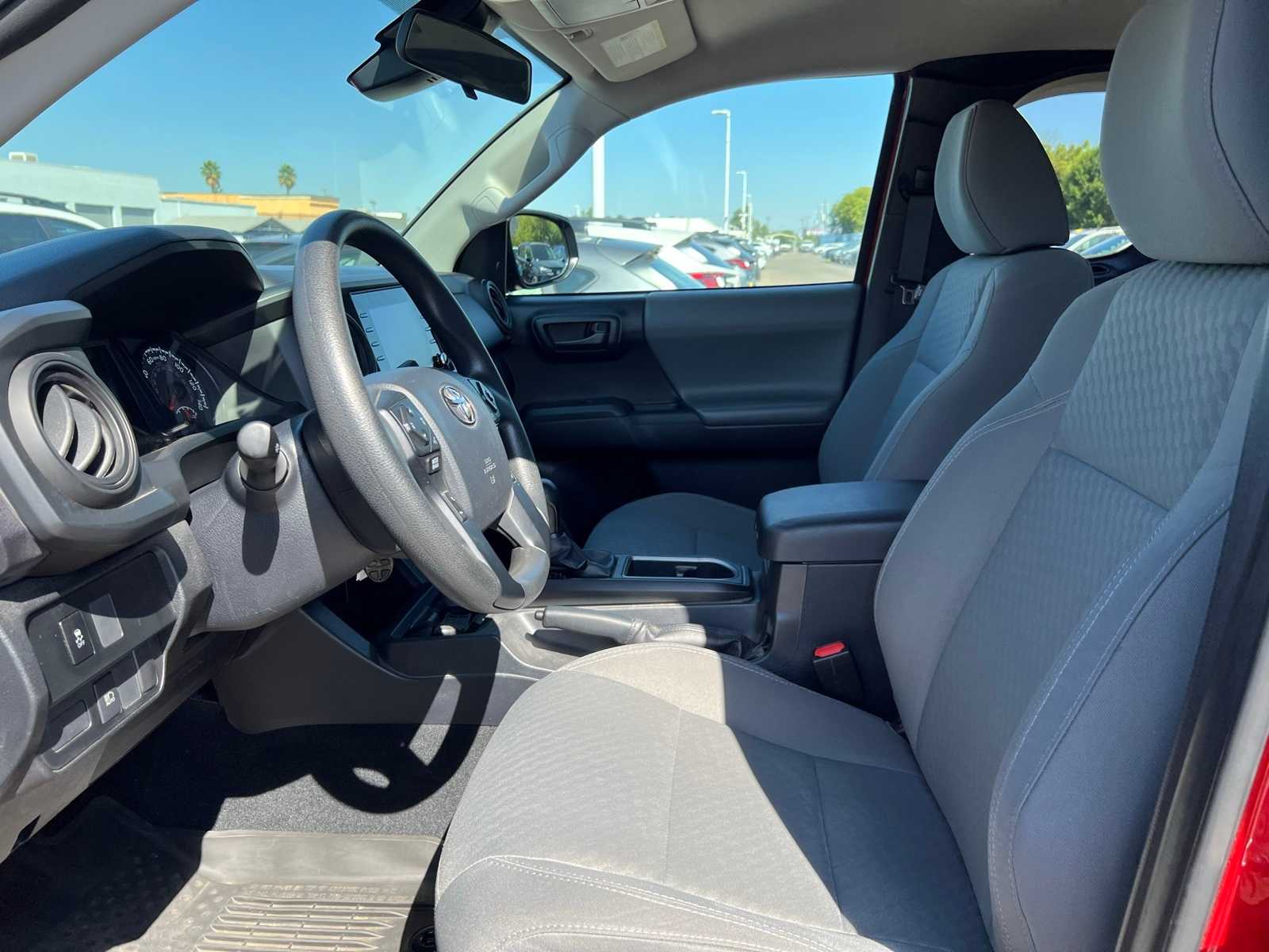 Thumbnail: 2020 Toyota Tacoma - 14