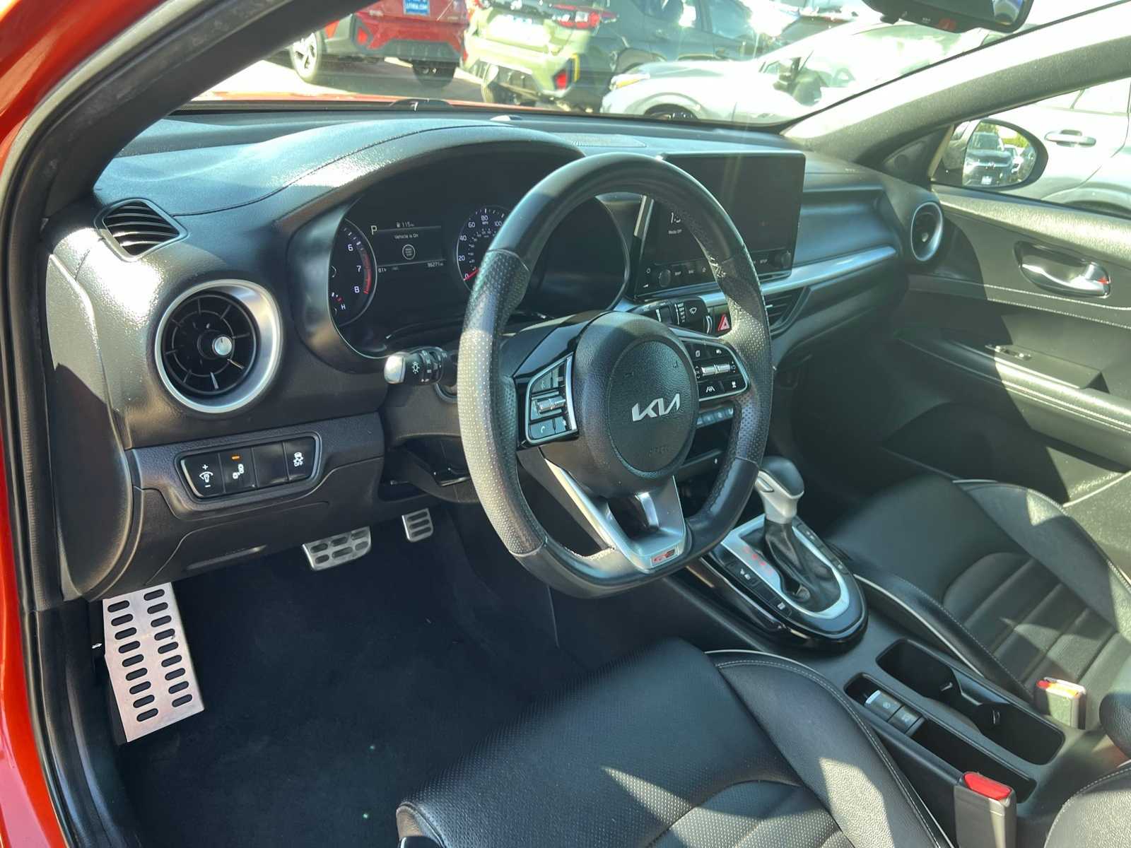 Thumbnail: 2023 Kia Forte - 13