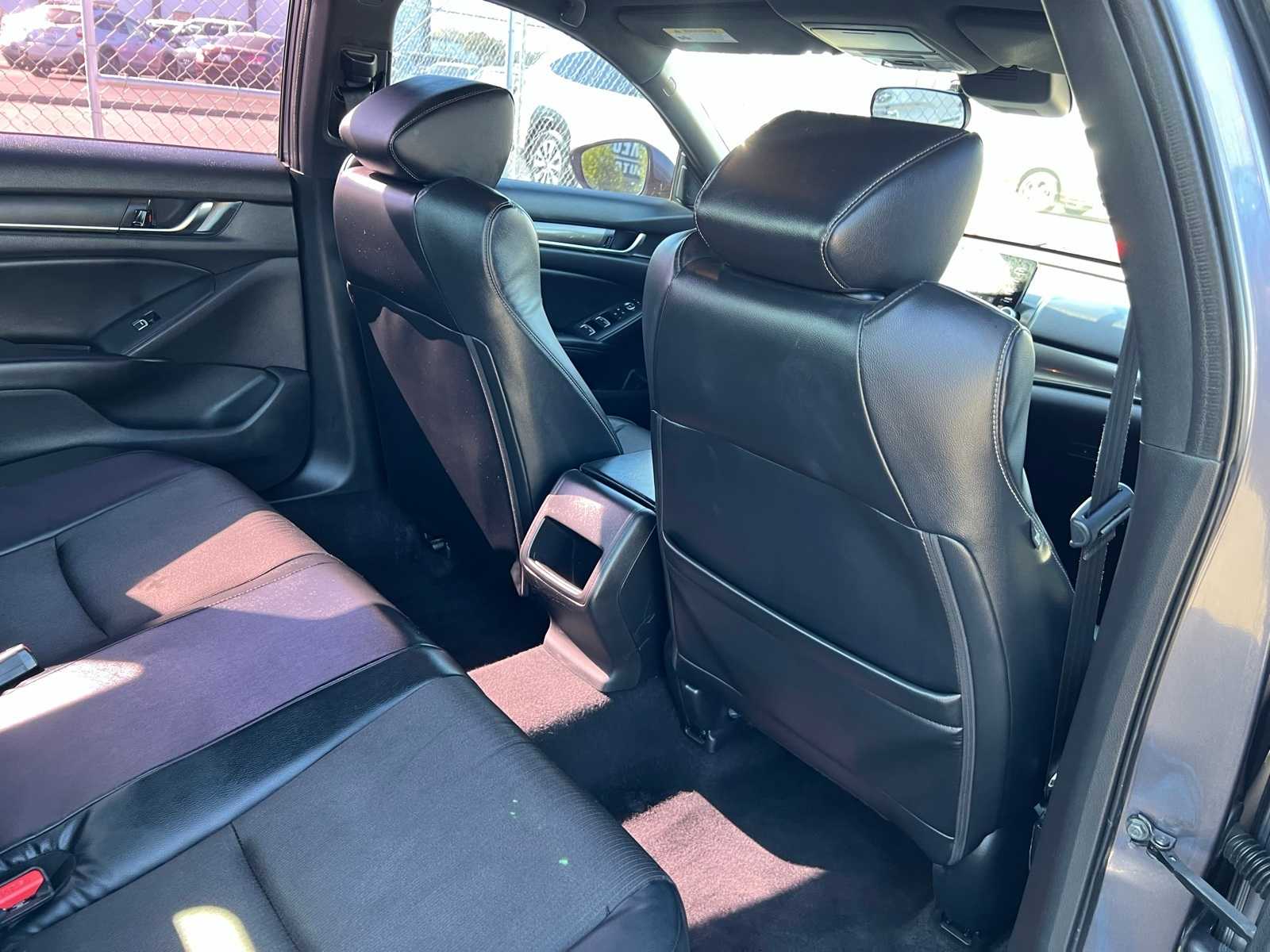 Thumbnail: 2018 Honda Accord - 22