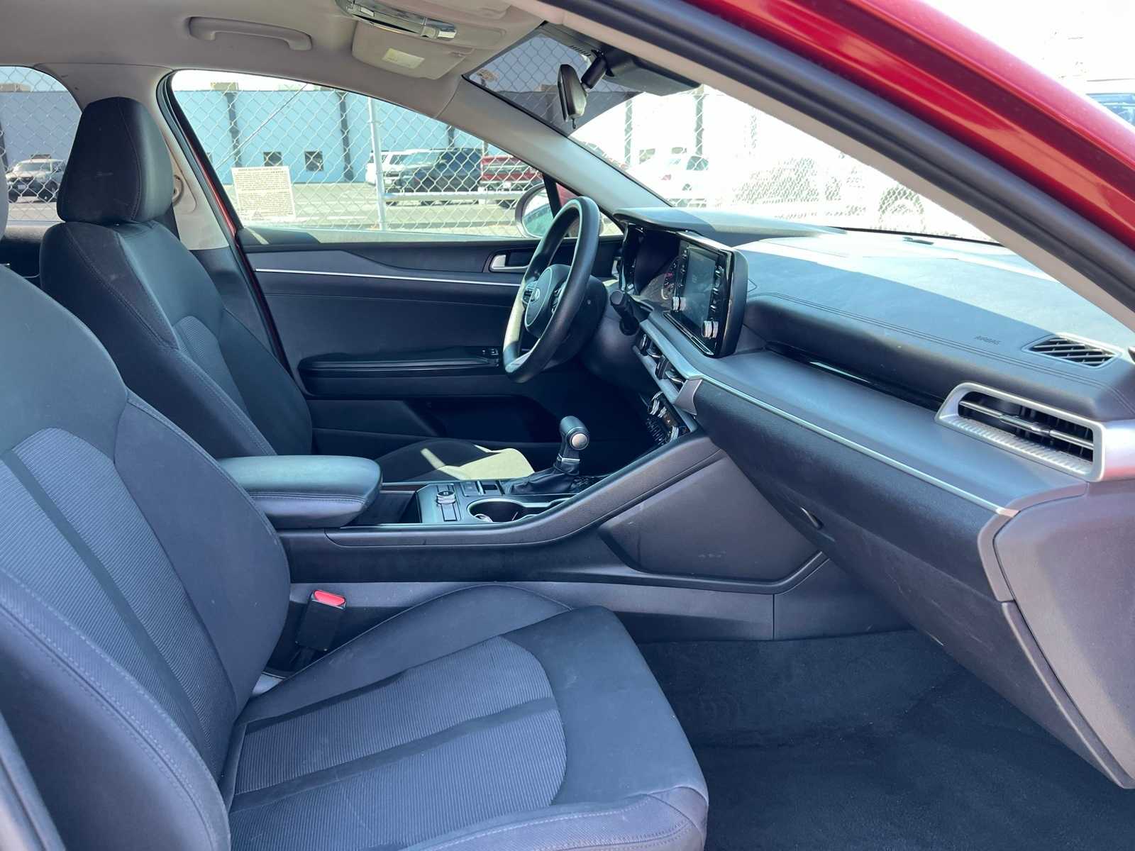 Thumbnail: 2021 Kia K5 - 29