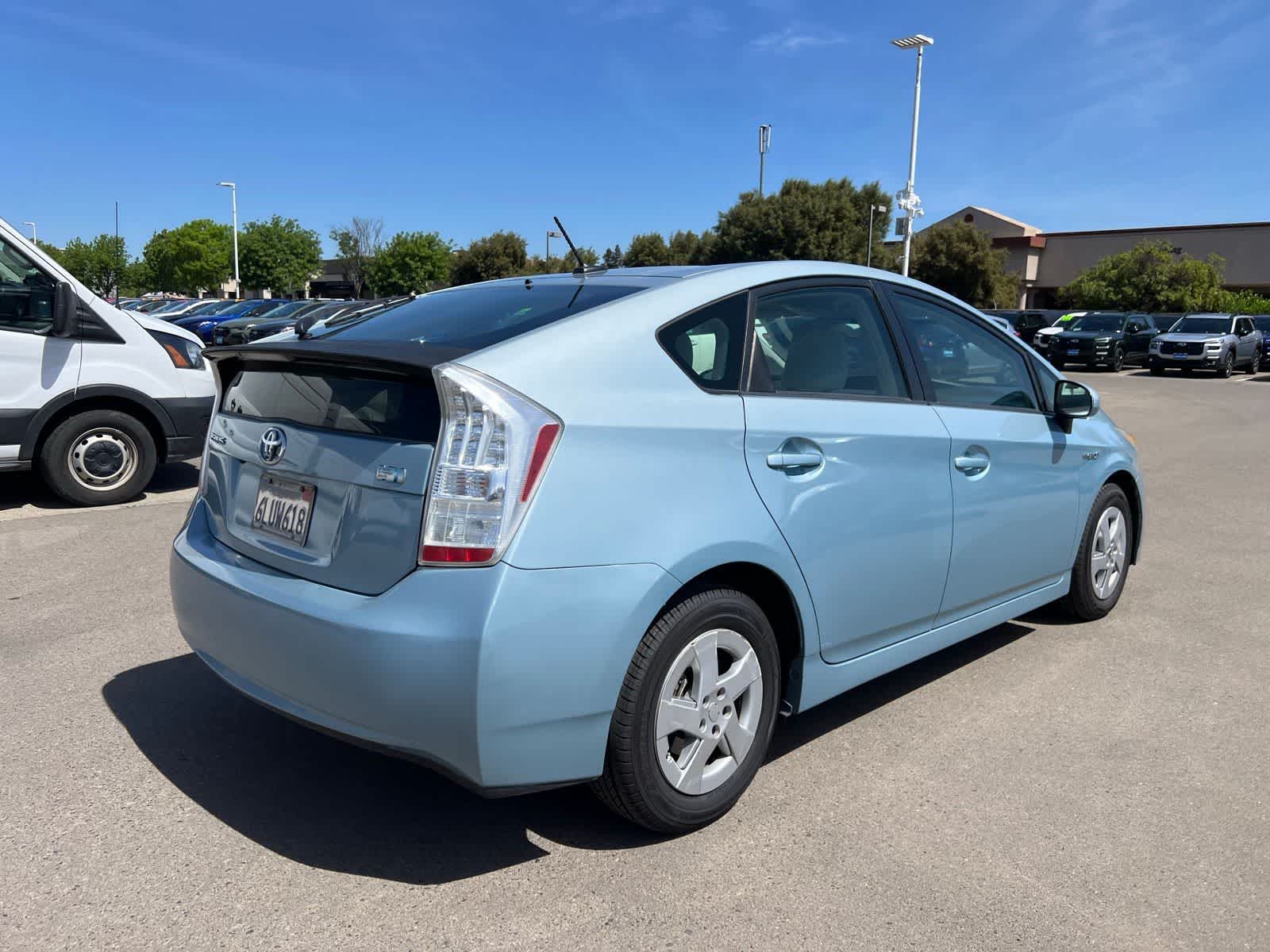 Thumbnail: 2010 Toyota Prius - 9