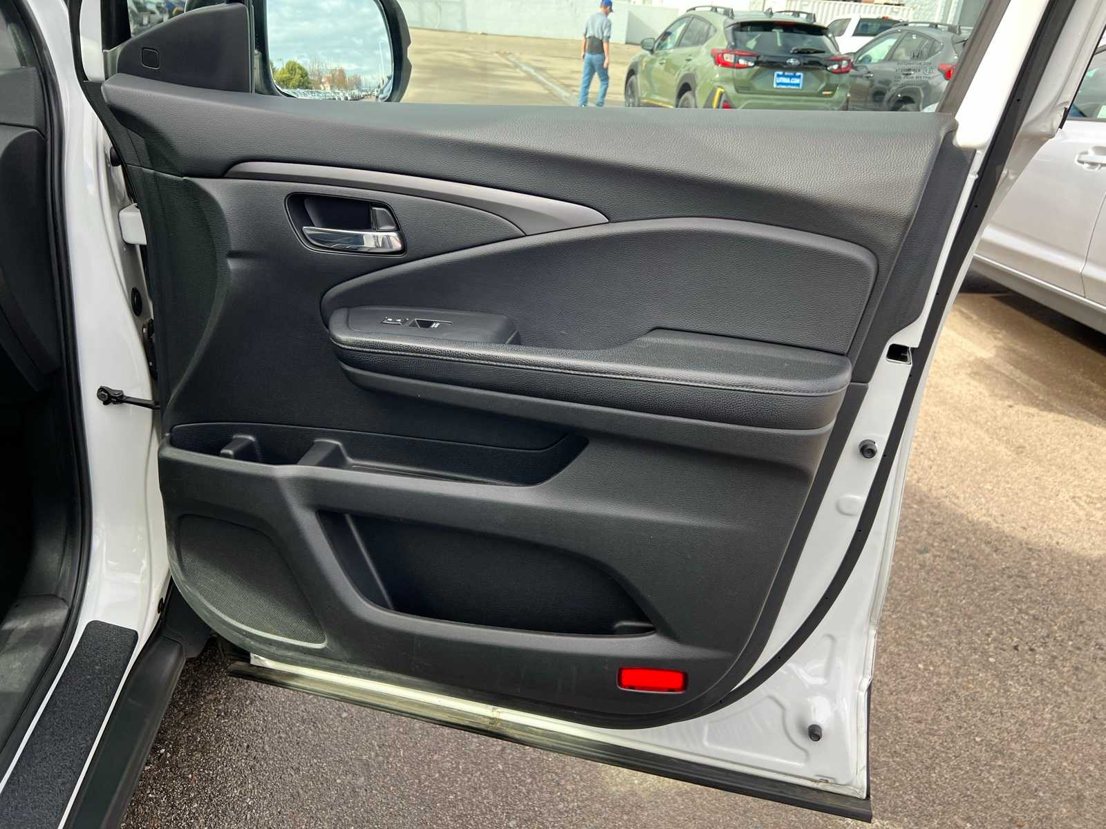 Thumbnail: 2020 Honda Pilot - 27