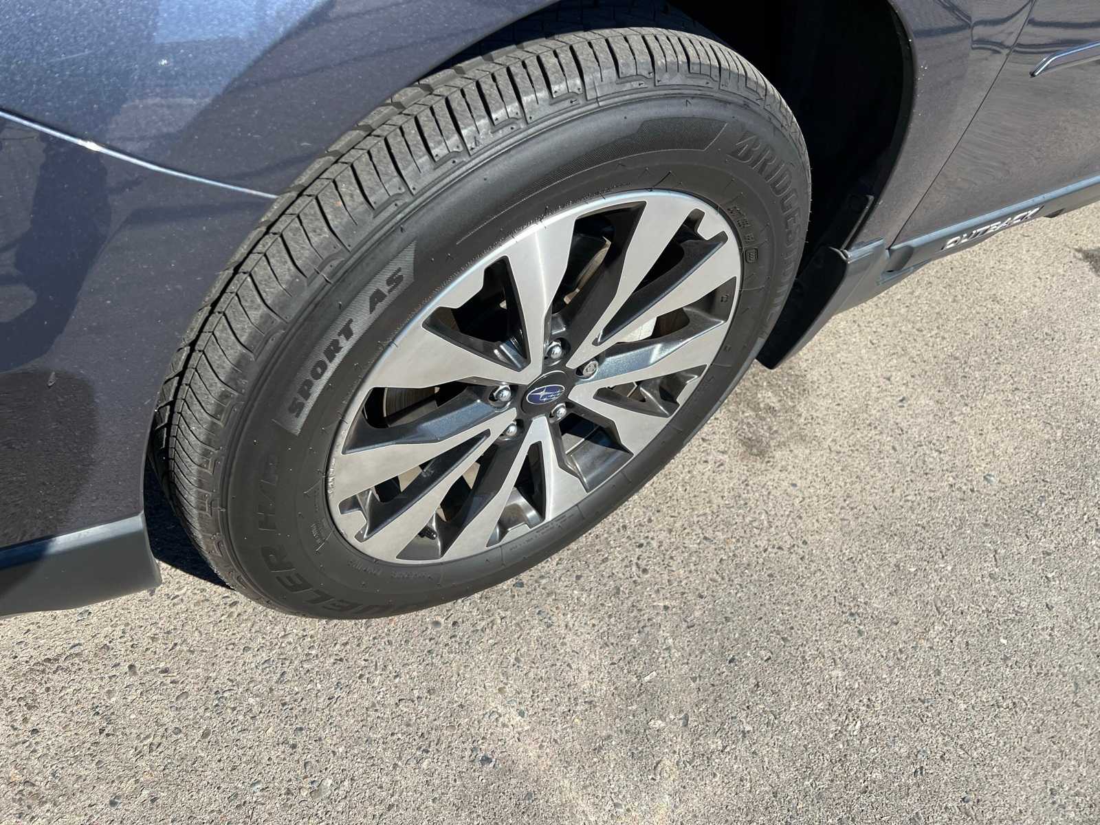 Thumbnail: 2016 Subaru Outback - 13