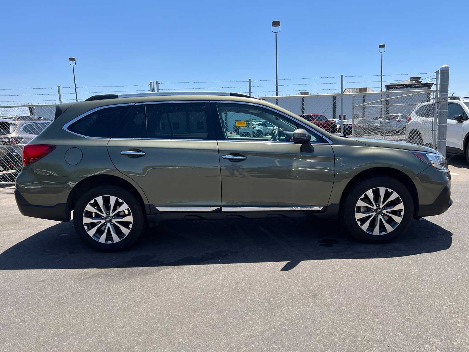 Thumbnail: 2018 Subaru Outback - 10
