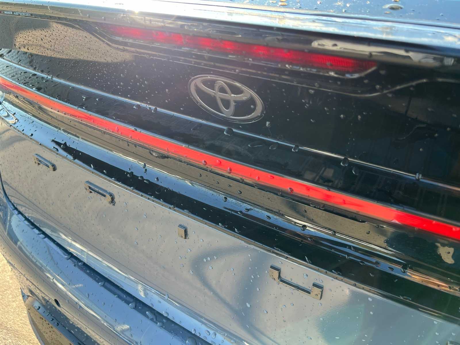 Thumbnail: 2024 Toyota Prius - 5