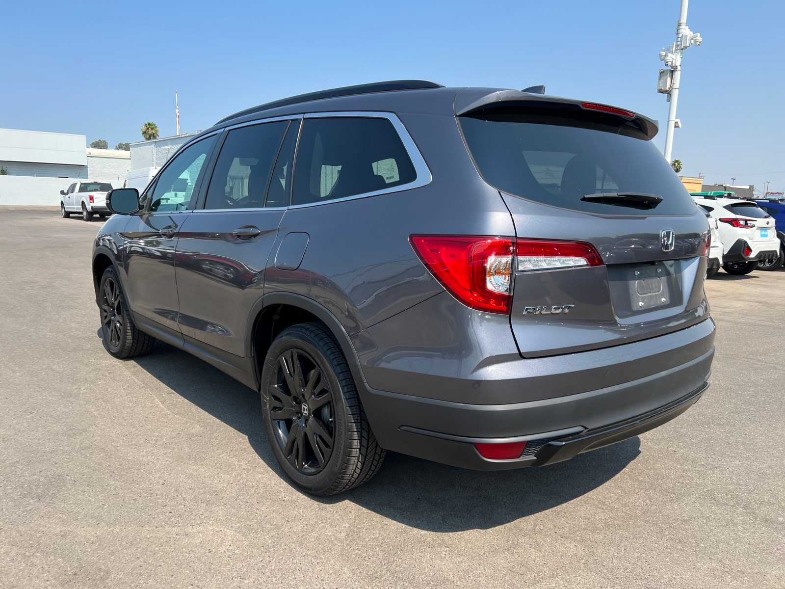 Thumbnail: 2022 Honda Pilot - 3
