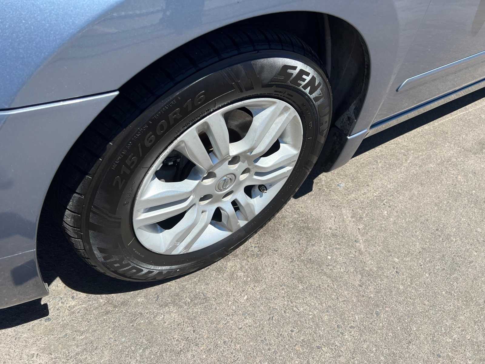 Thumbnail: 2012 Nissan Altima - 13