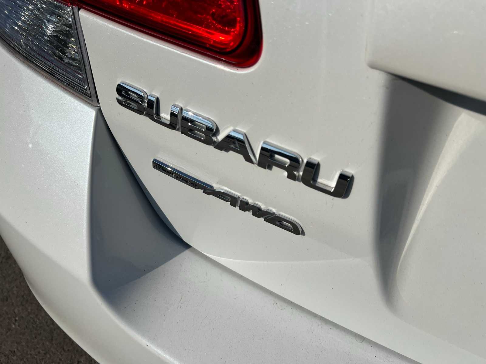 Thumbnail: 2011 Subaru Legacy - 5