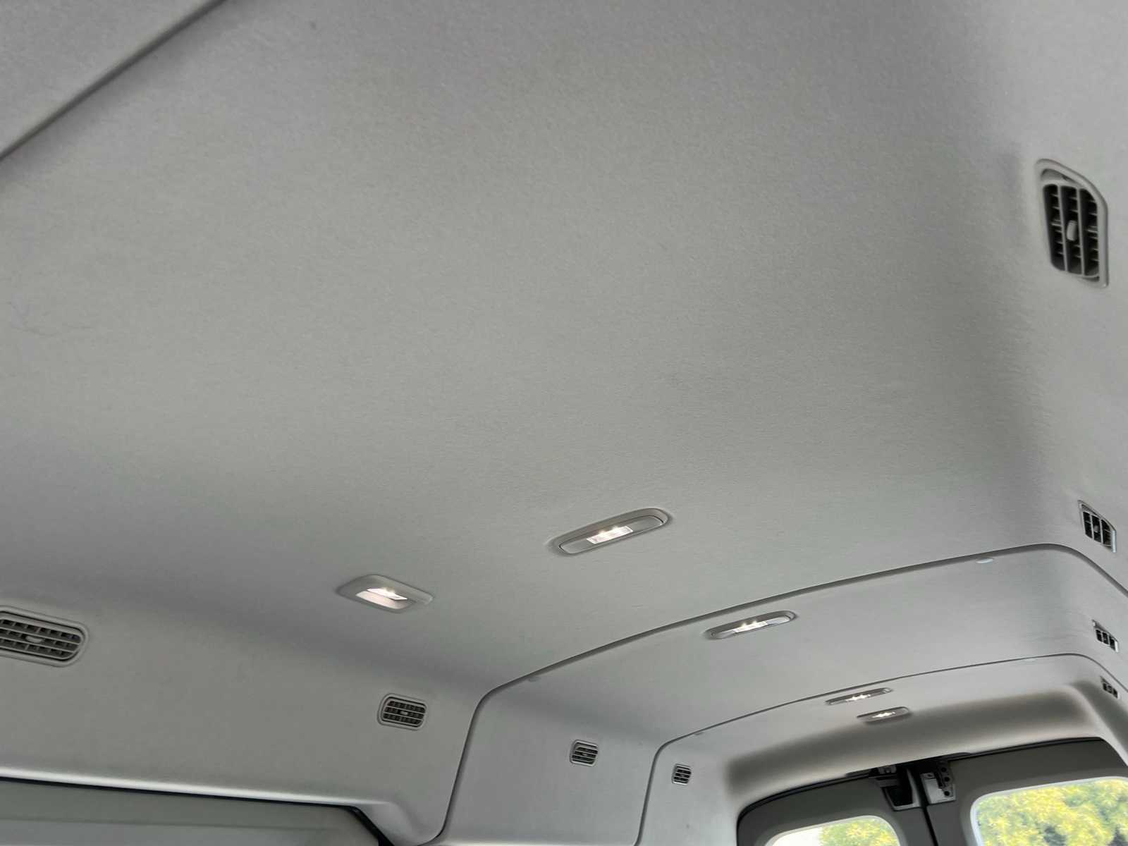 Thumbnail: 2021 Ford Transit Series - 32