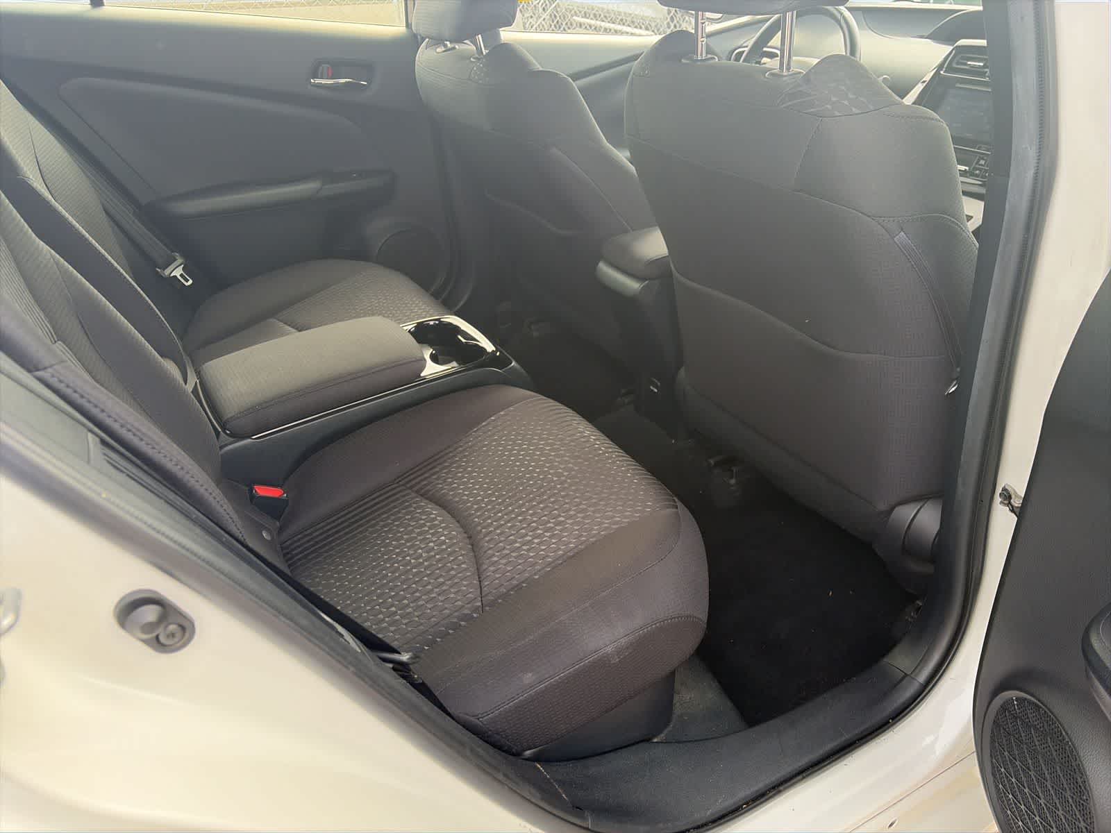 Thumbnail: 2018 Toyota Prius Prime - 10