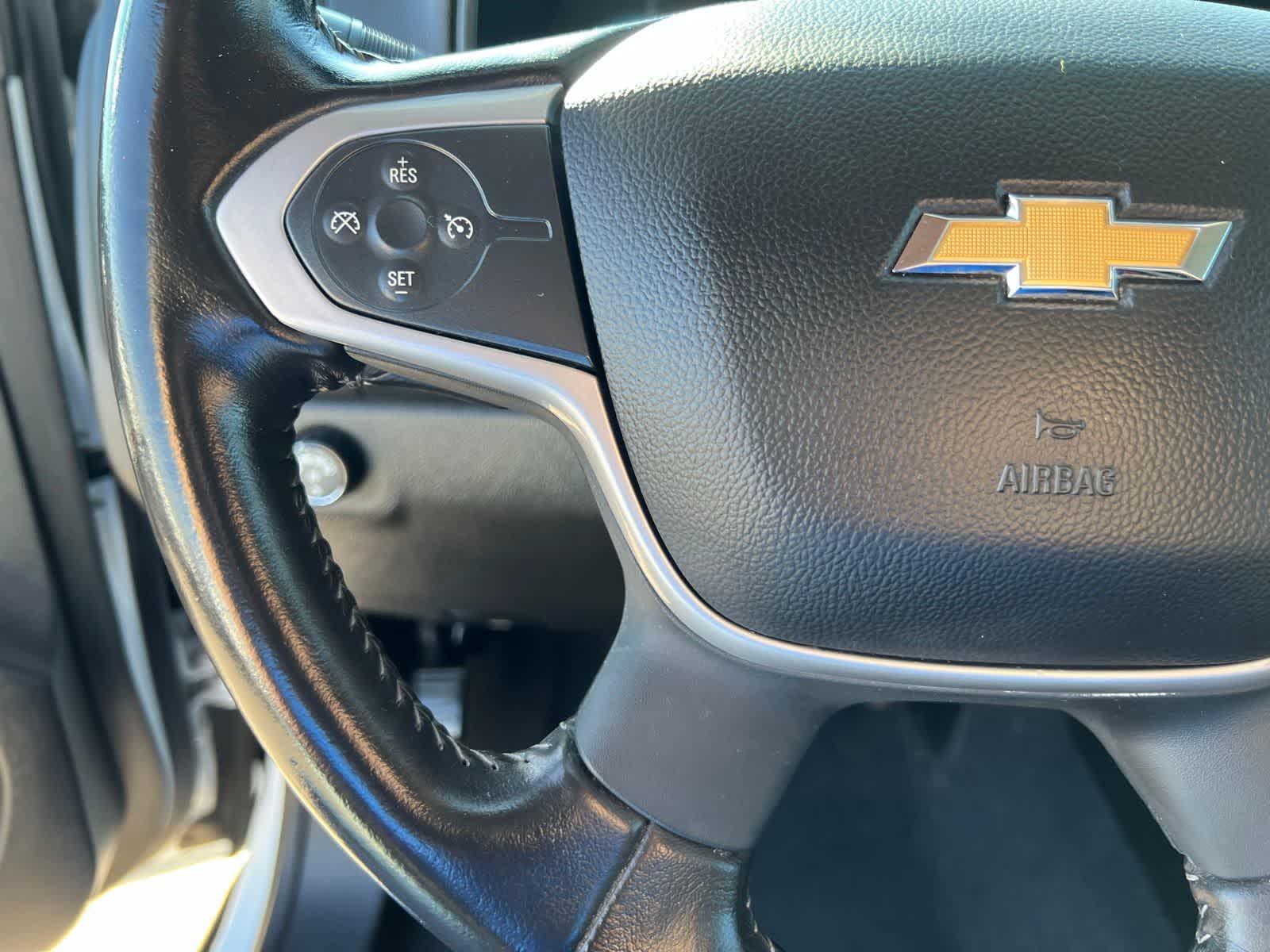 Thumbnail: 2022 Chevrolet Colorado - 35