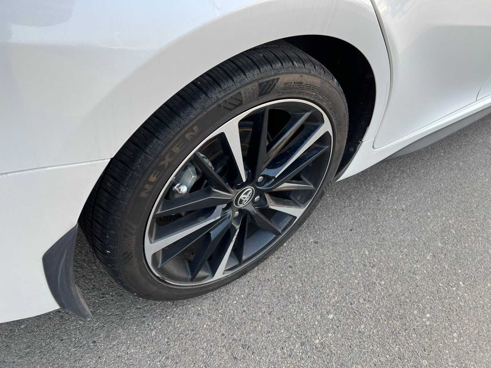 Thumbnail: 2020 Toyota Camry - 19