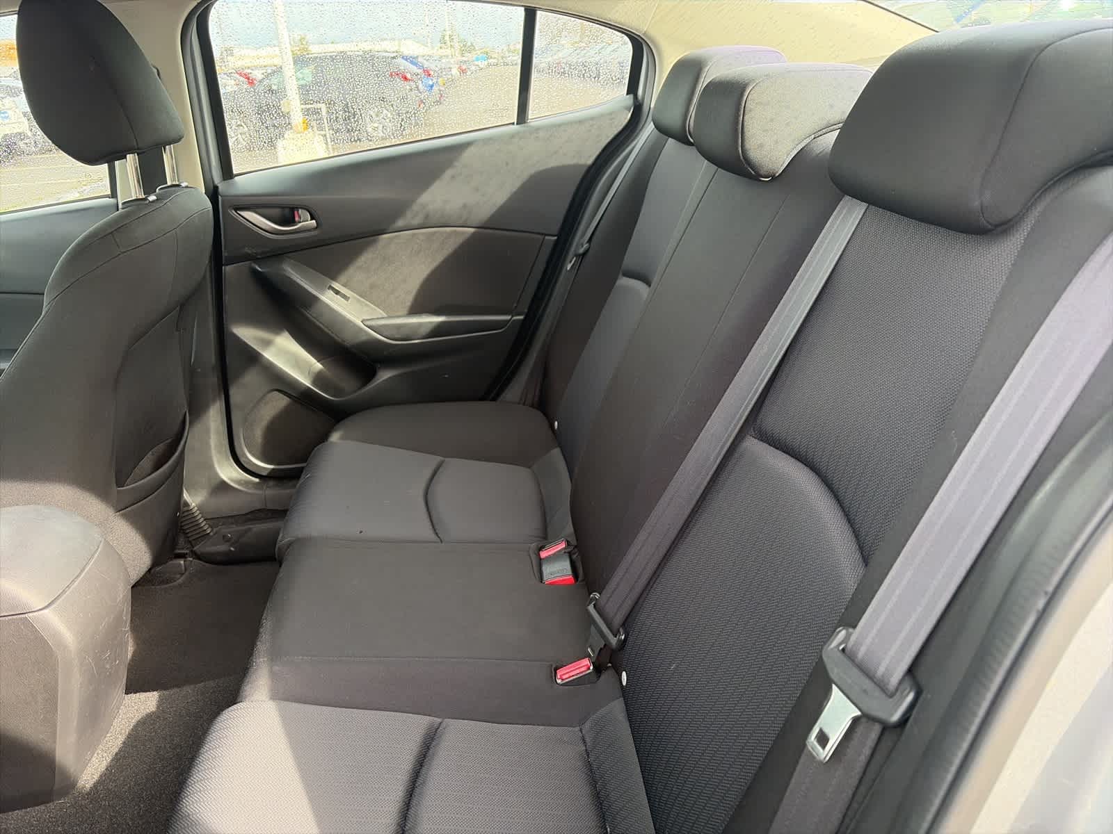 Thumbnail: 2015 Mazda Mazda3 - 23