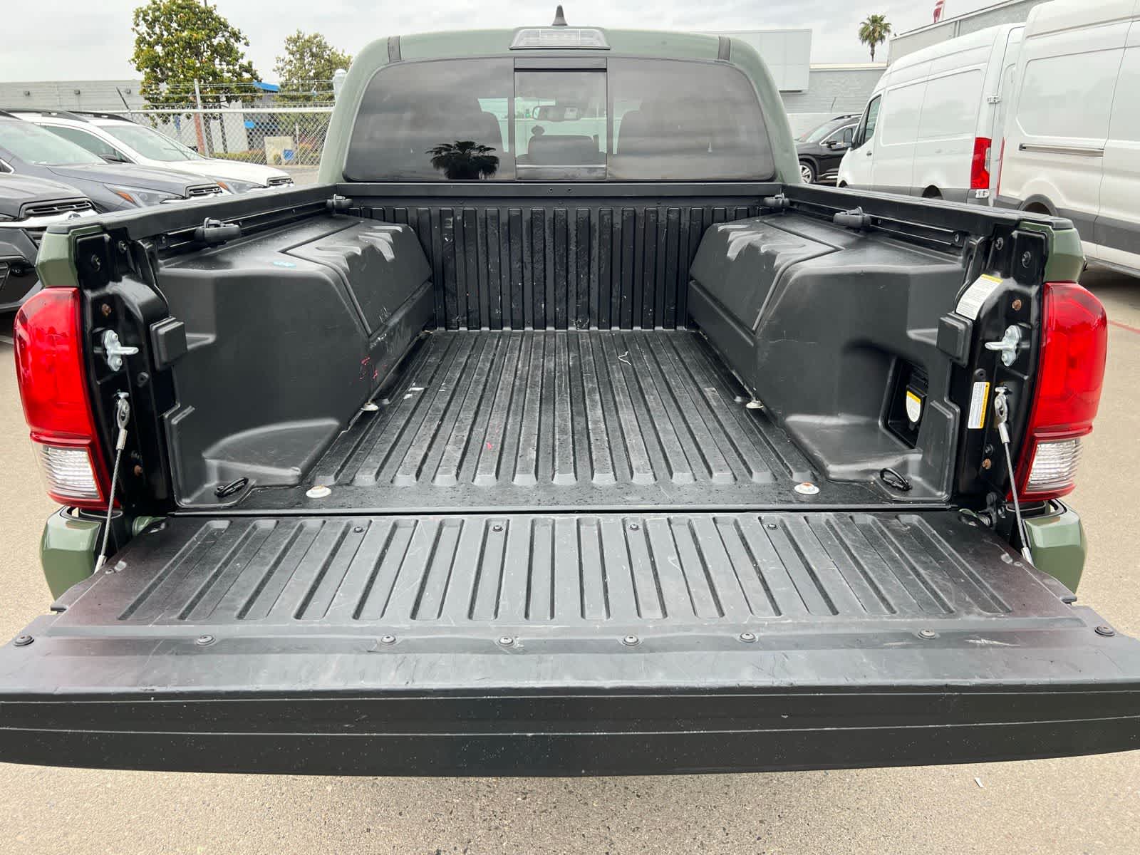 Thumbnail: 2021 Toyota Tacoma - 8