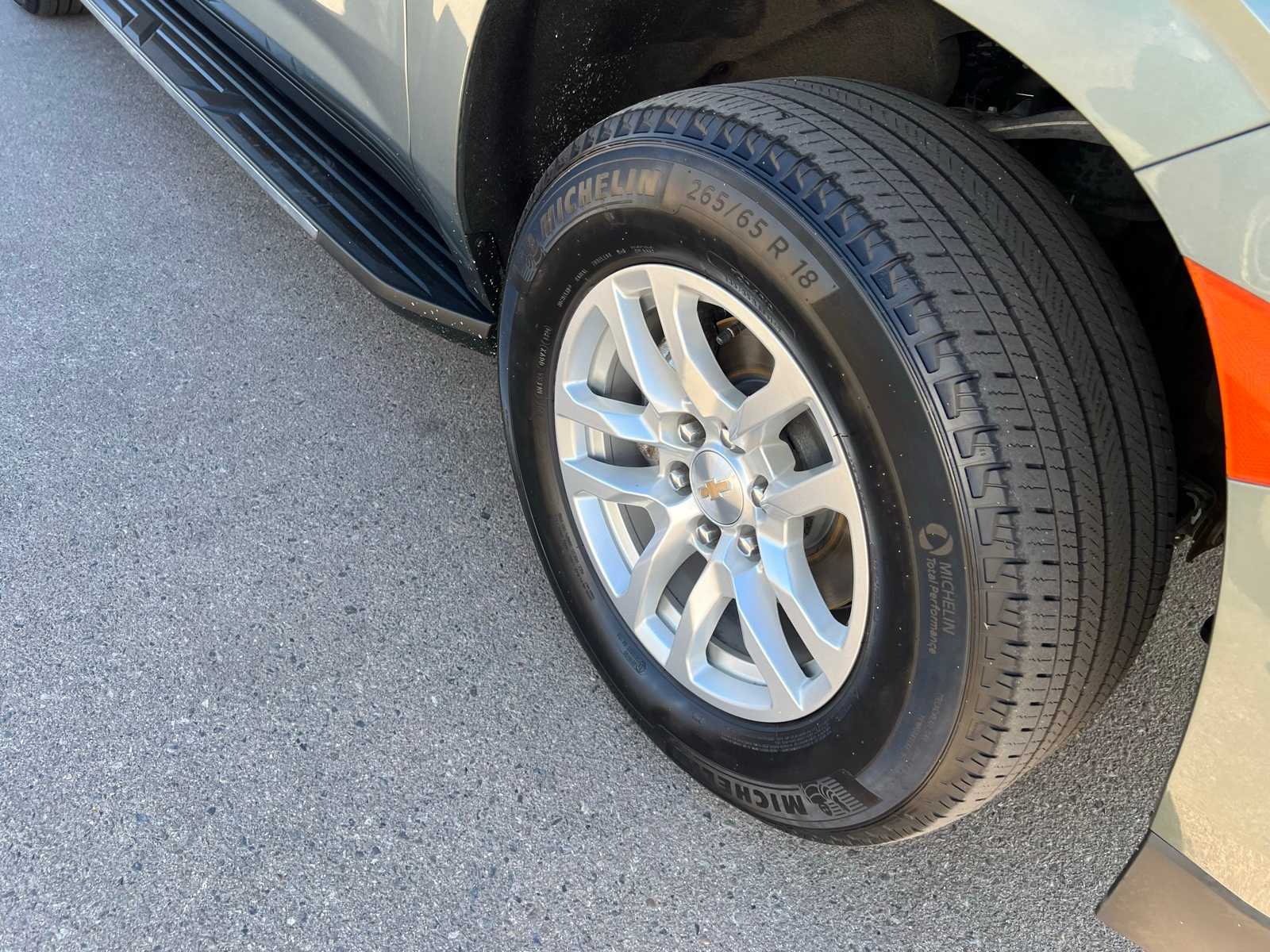 Thumbnail: 2024 Chevrolet Suburban - 24