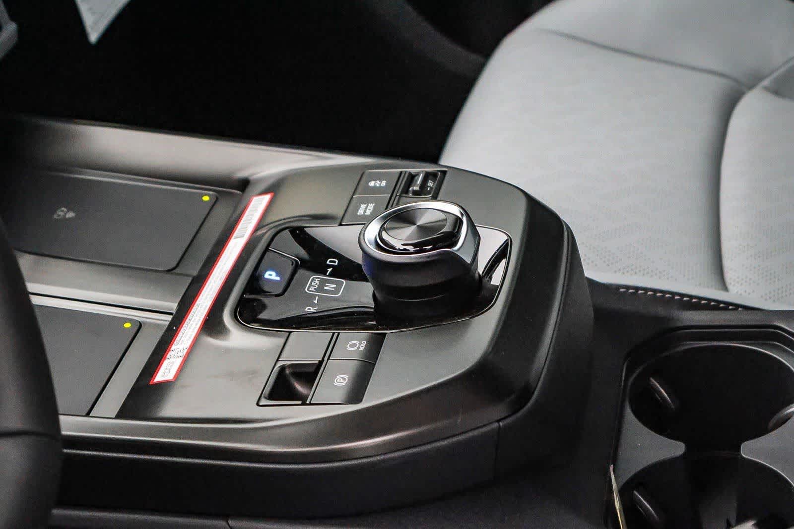 Thumbnail: 2026 Subaru Solterra - 19