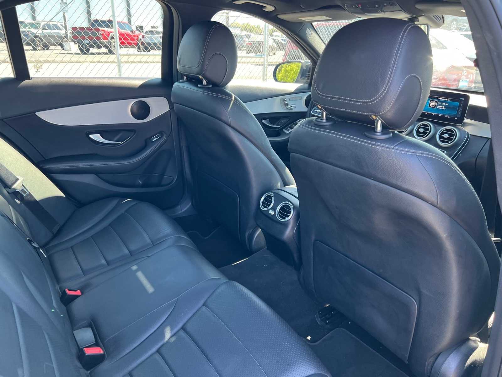 Thumbnail: 2021 Mercedes-Benz C-Class - 21