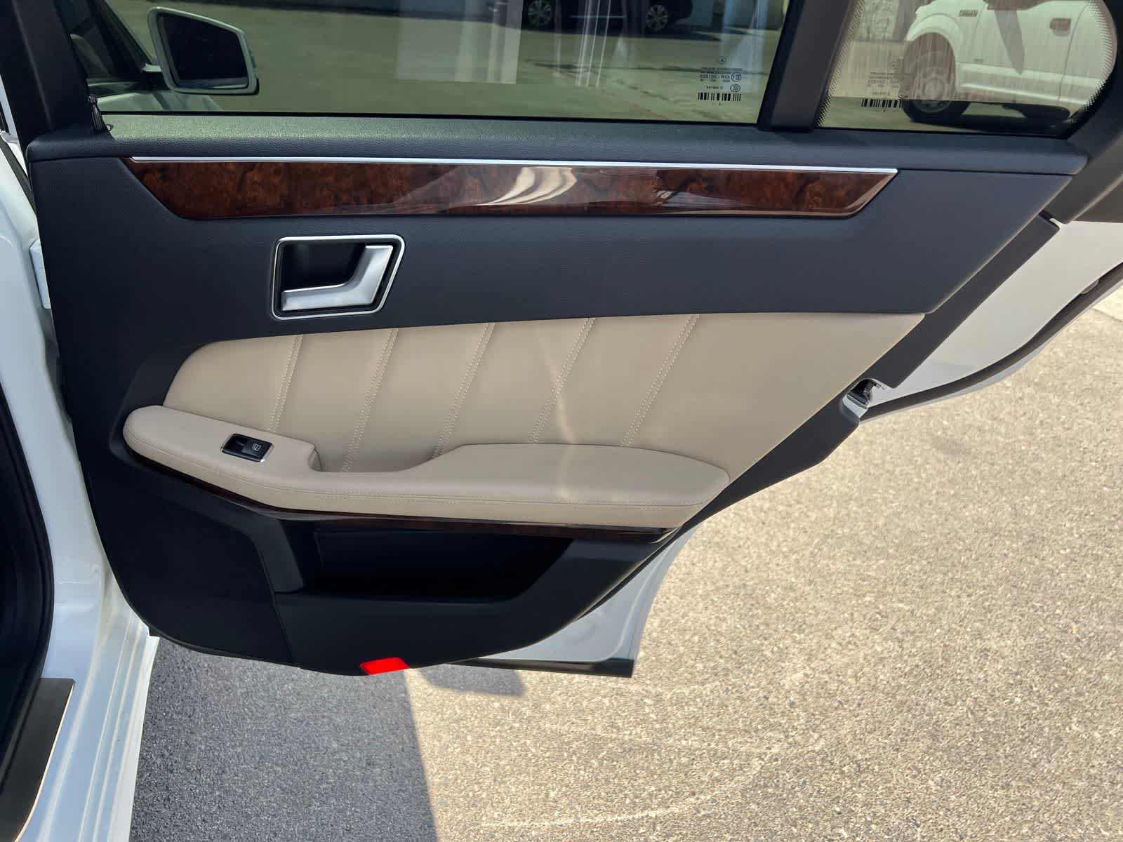 Thumbnail: 2013 Mercedes-Benz E-Class - 22