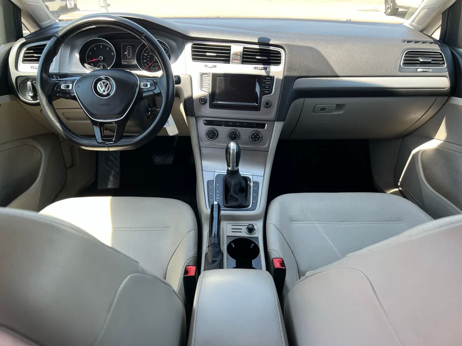Thumbnail: 2015 Volkswagen Golf - 28