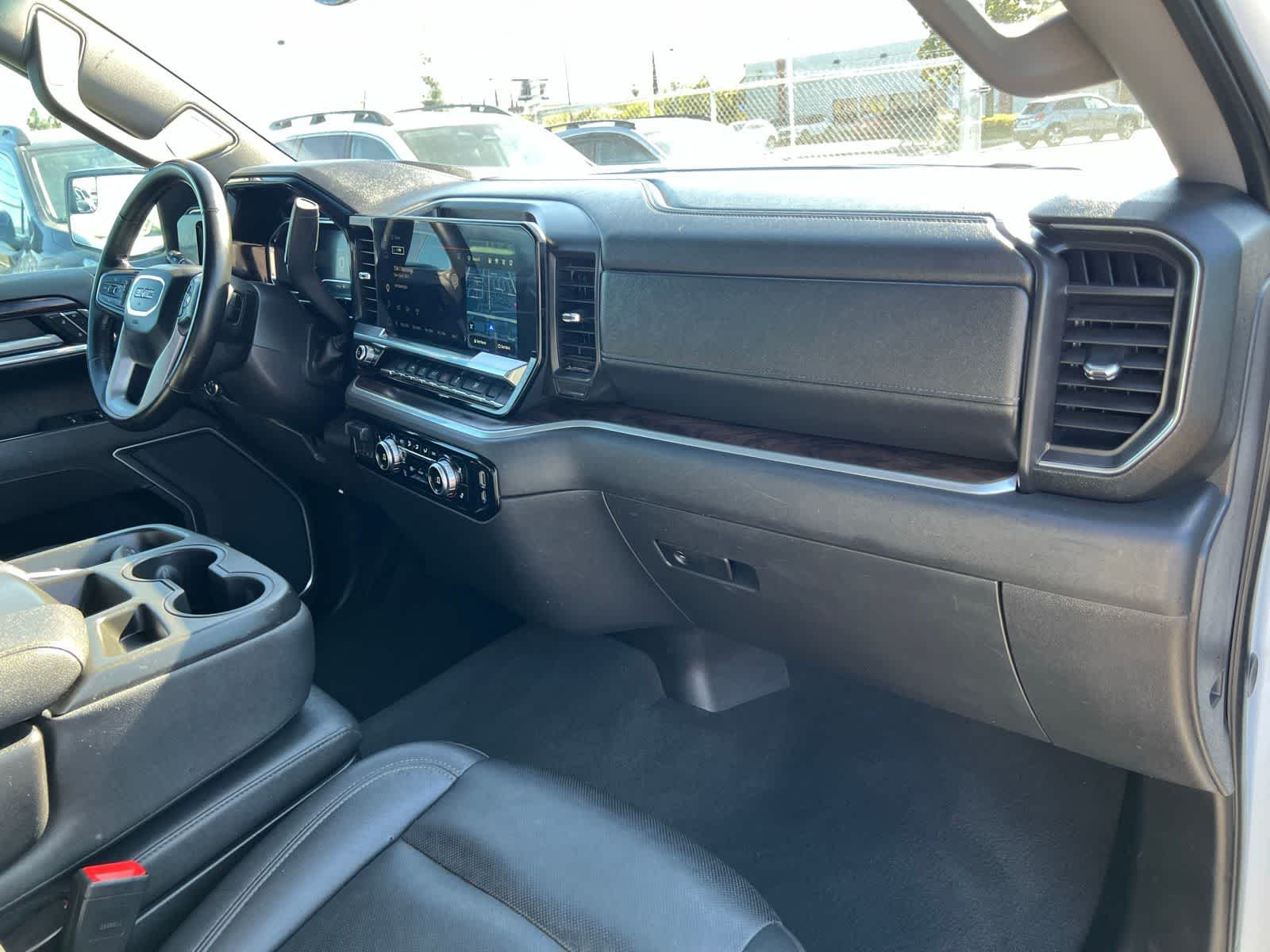 Thumbnail: 2025 GMC Sierra 1500 - 25