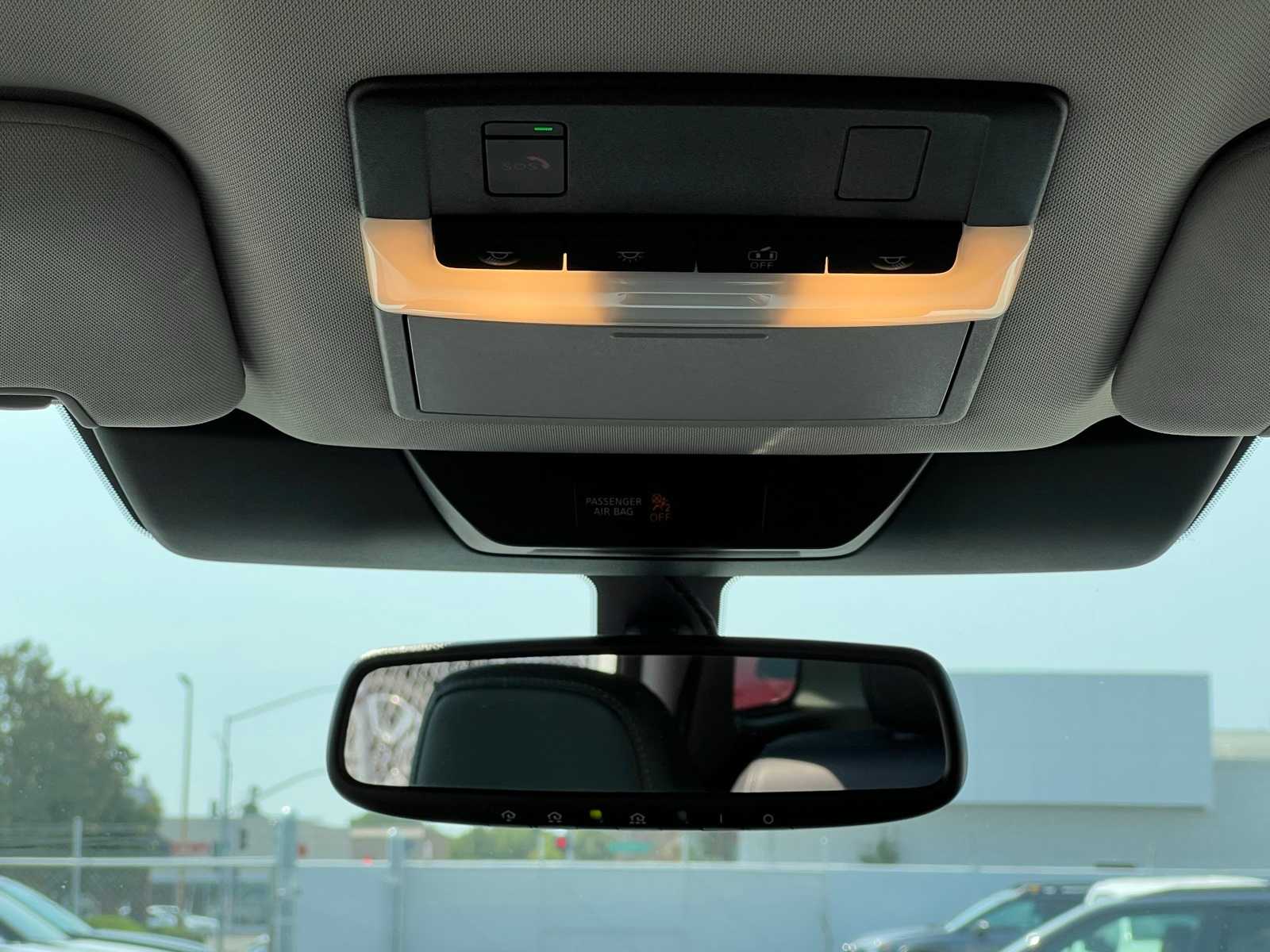 Thumbnail: 2022 Nissan Pathfinder - 30