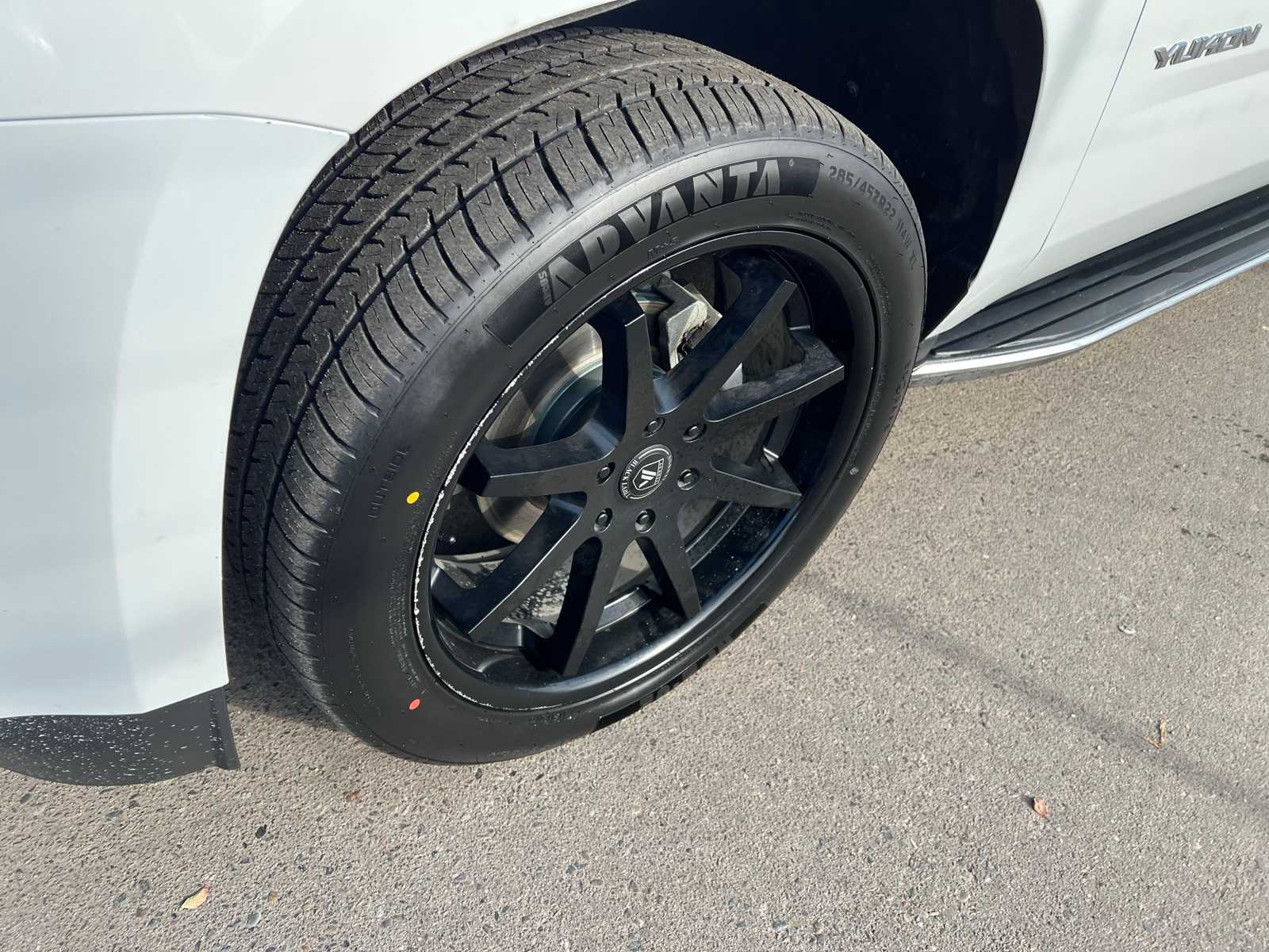 Thumbnail: 2019 GMC Yukon - 12