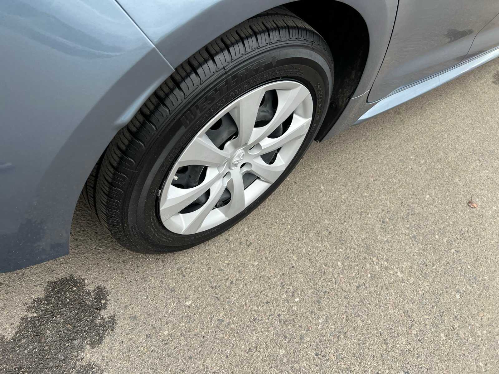 Thumbnail: 2022 Toyota Corolla - 21