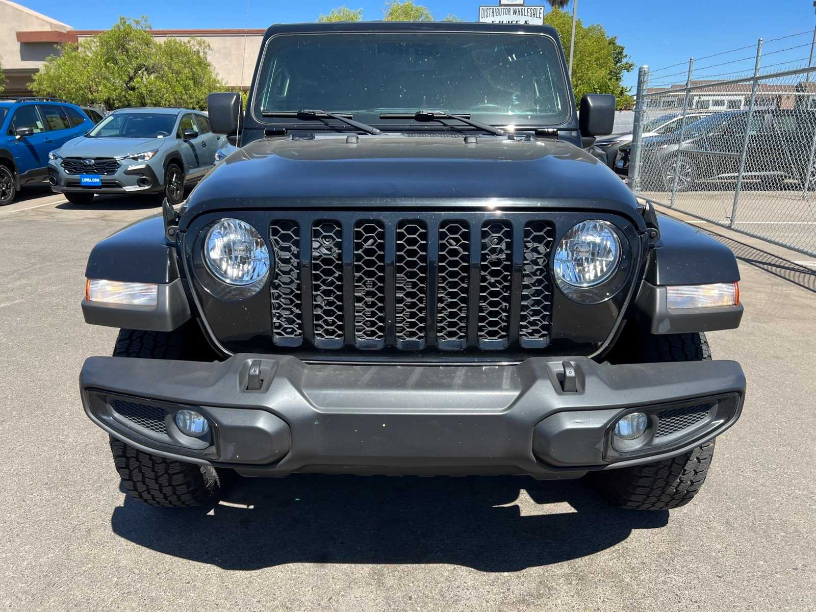Thumbnail: 2022 Jeep Gladiator - 9