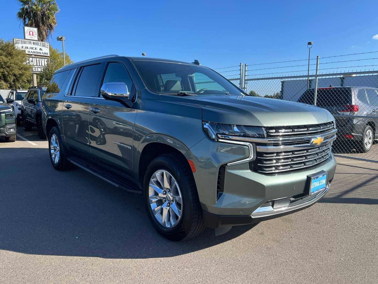 Thumbnail: 2023 Chevrolet Suburban - 10