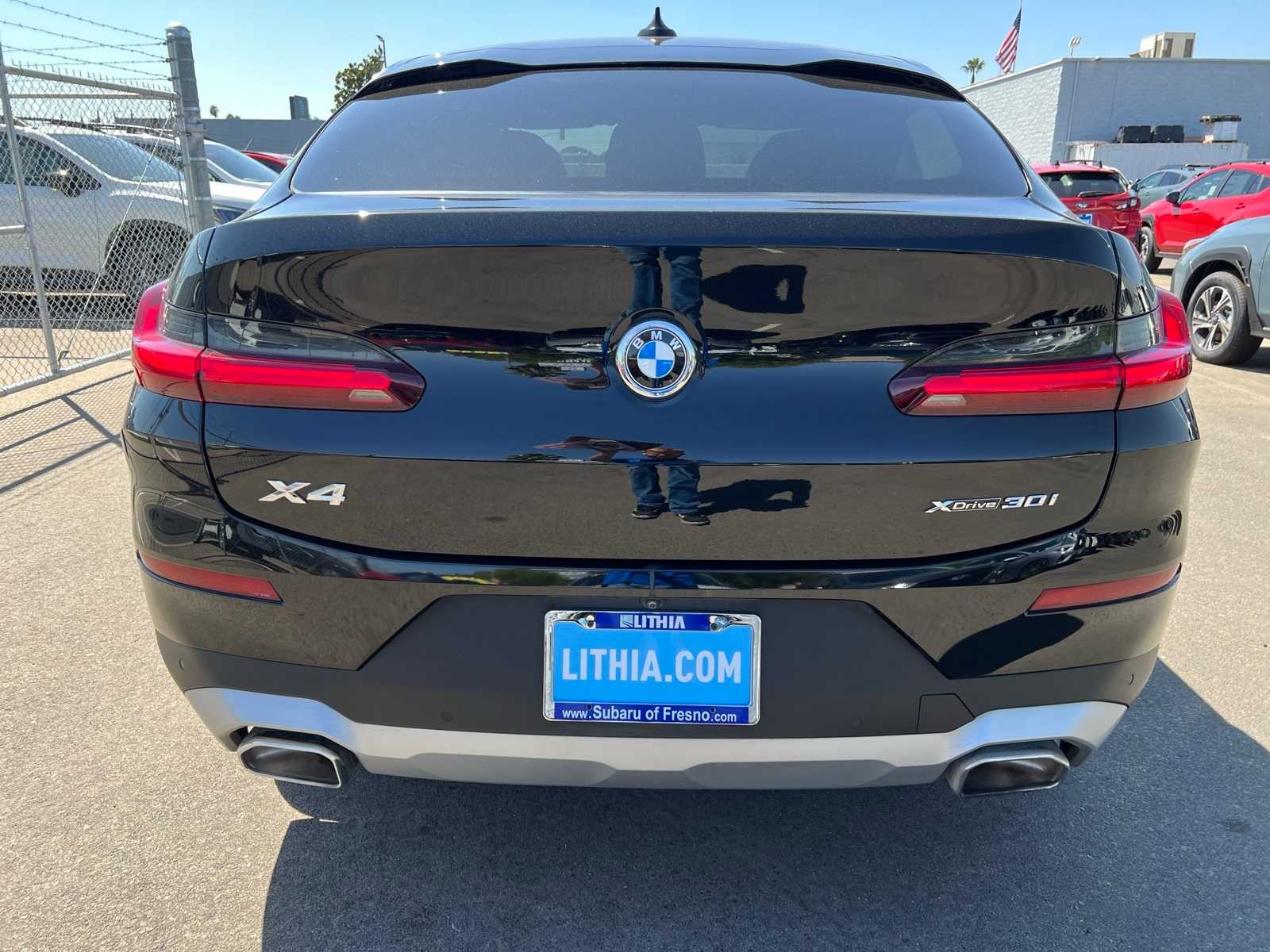 Thumbnail: 2023 BMW X4 - 4