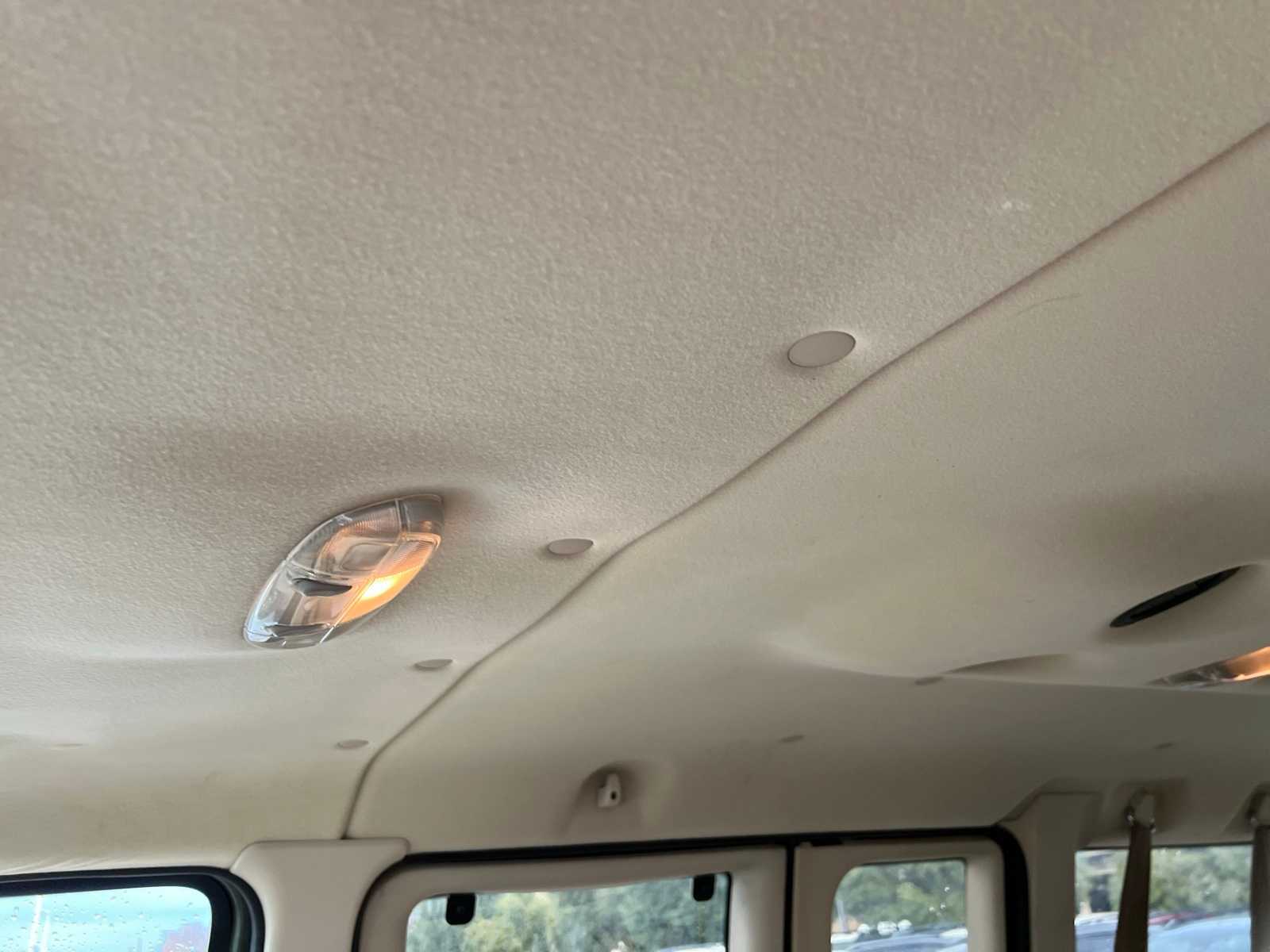 Thumbnail: 2005 Ford Econoline - 25