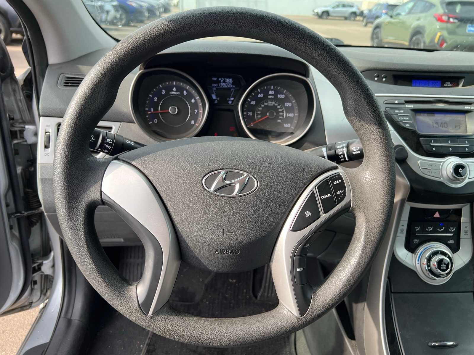 Thumbnail: 2012 Hyundai Elantra - 29