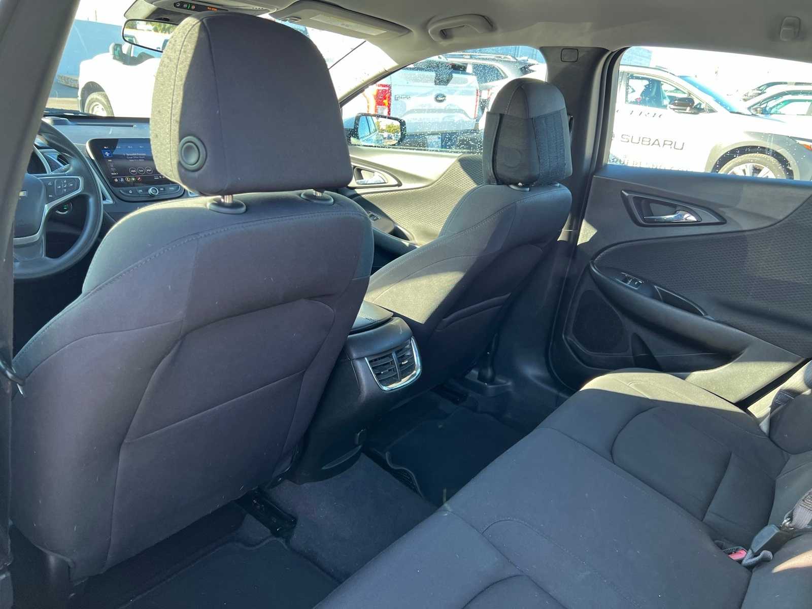 Thumbnail: 2023 Chevrolet Malibu - 18