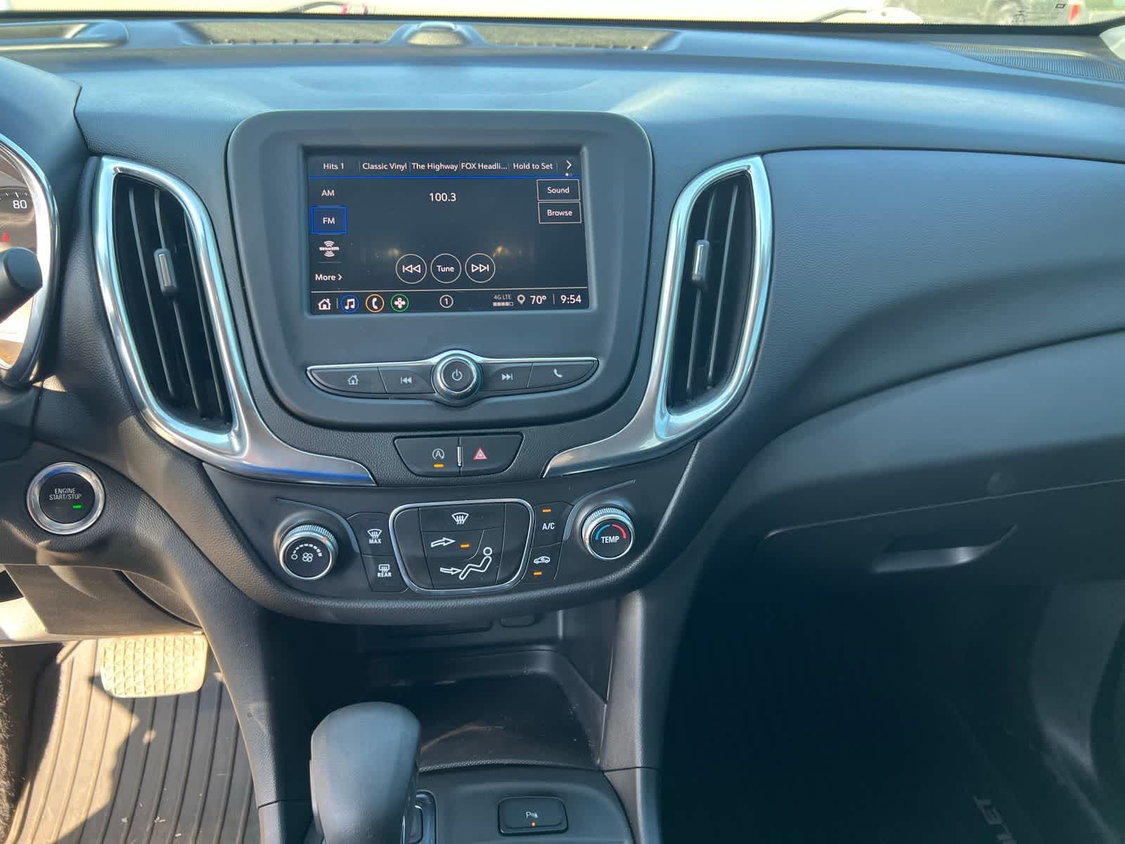 Thumbnail: 2022 Chevrolet Equinox - 31