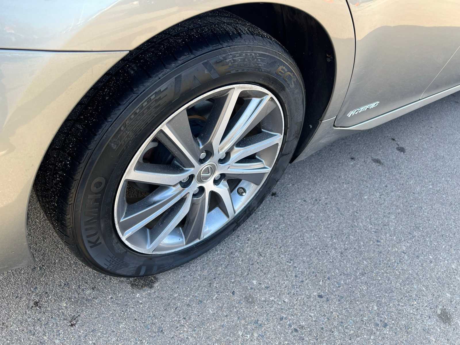 Thumbnail: 2016 Lexus ES - 20