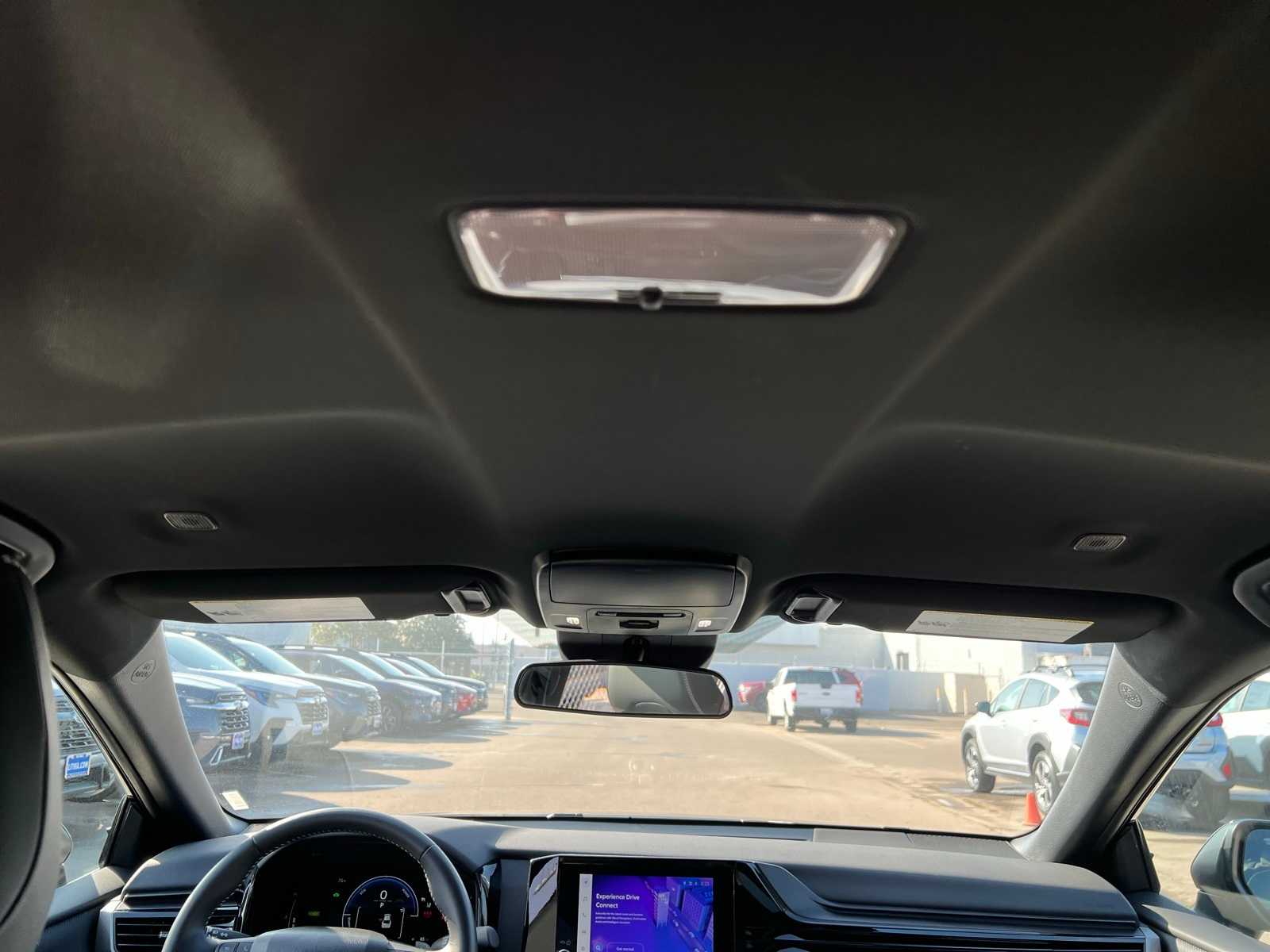 Thumbnail: 2025 Toyota Camry - 31