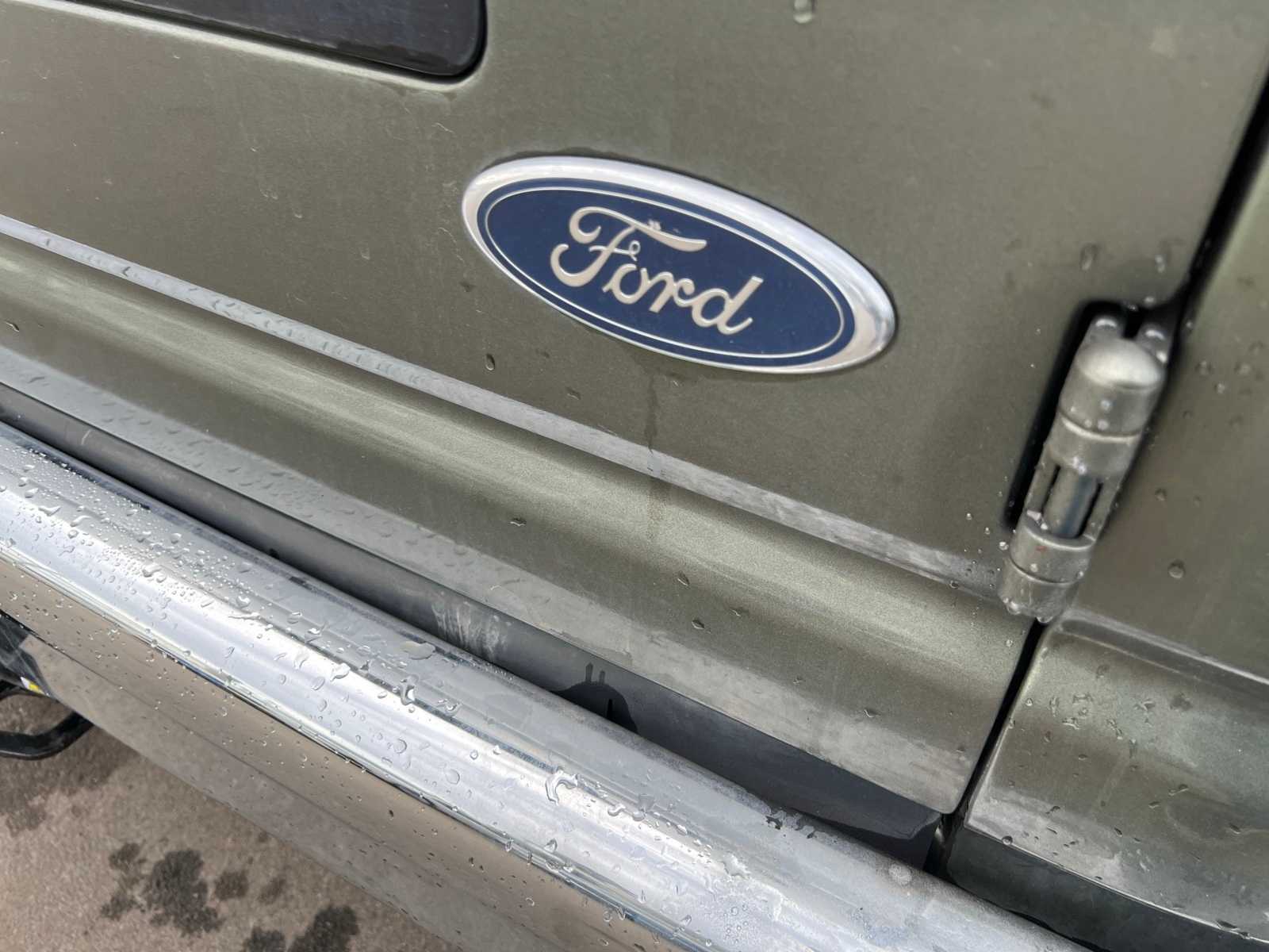 Thumbnail: 2005 Ford Econoline - 6