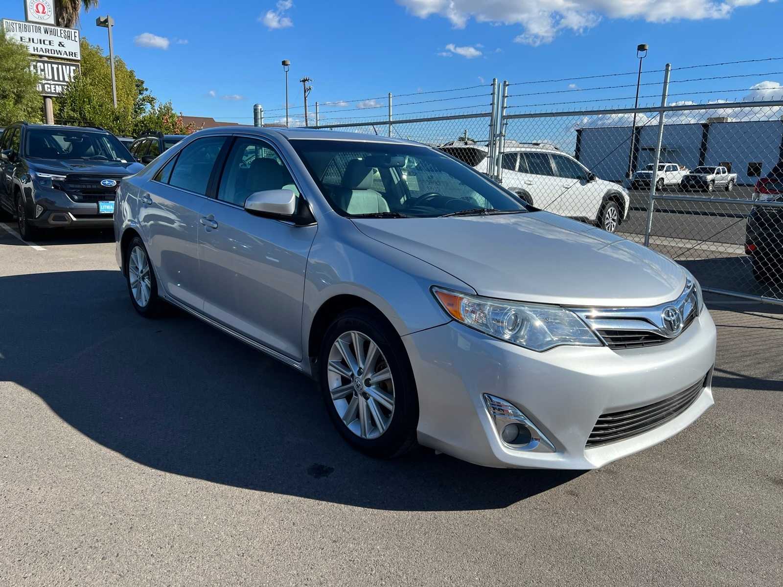Thumbnail: 2012 Toyota Camry - 11
