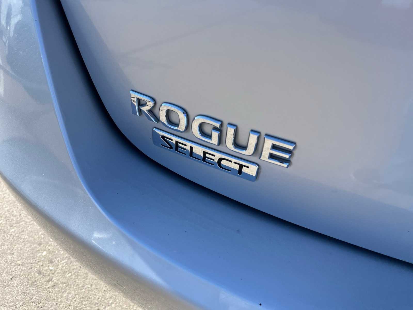 Thumbnail: 2015 Nissan Rogue - 5
