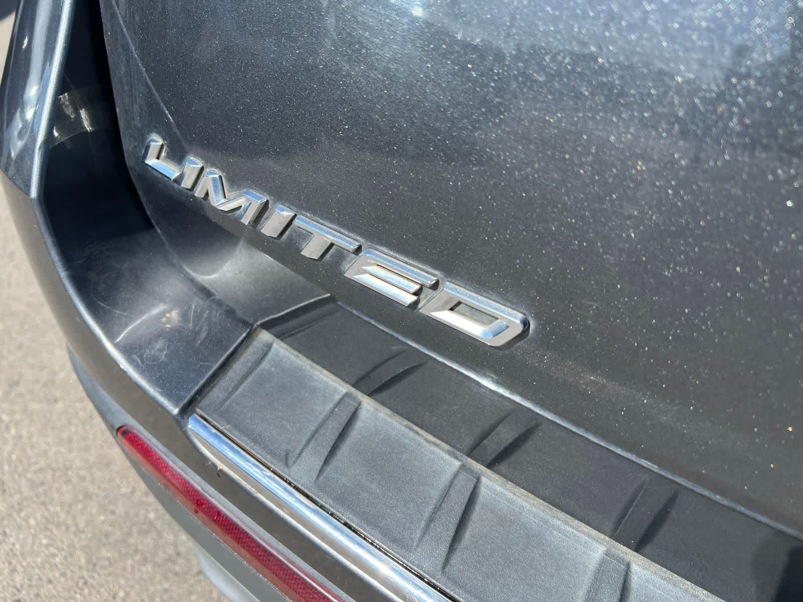 Thumbnail: 2020 Ford Explorer - 5