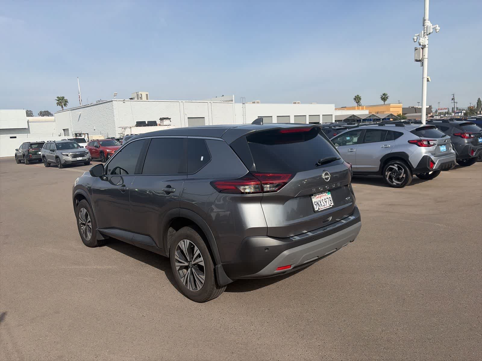 Thumbnail: 2023 Nissan Rogue - 18