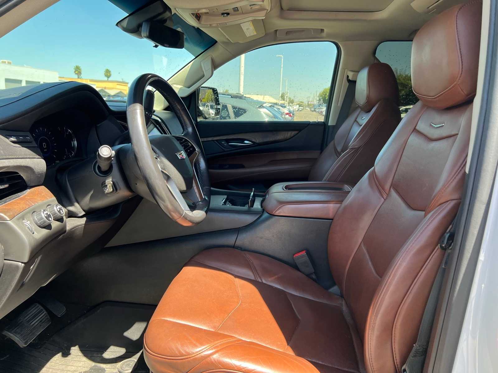 Thumbnail: 2018 Cadillac Escalade - 14