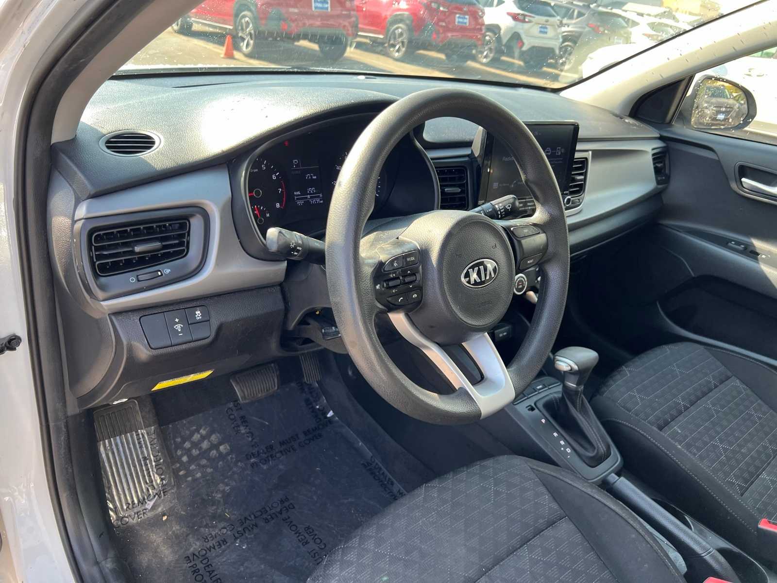 Thumbnail: 2021 Kia Rio - 13