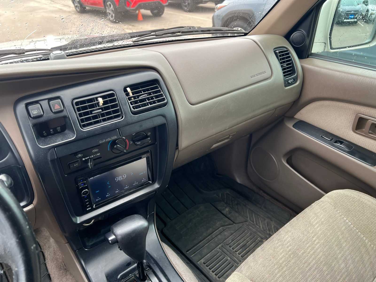 Thumbnail: 1998 Toyota 4Runner - 30