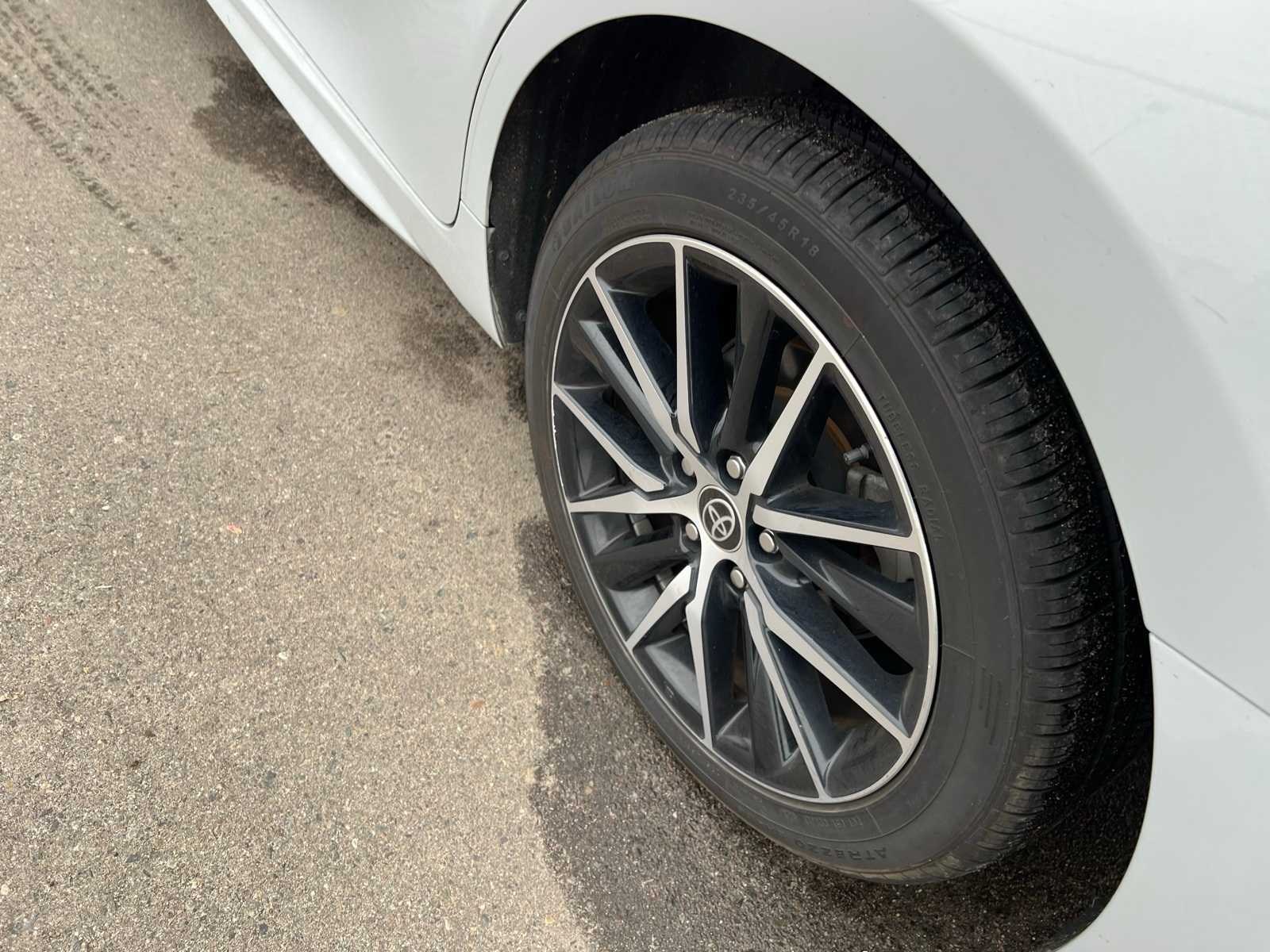 Thumbnail: 2023 Toyota Camry - 16