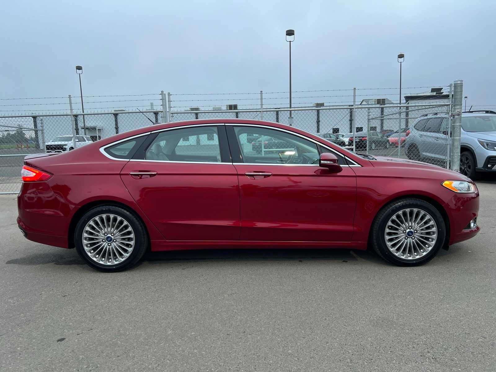 Thumbnail: 2014 Ford Fusion - 10